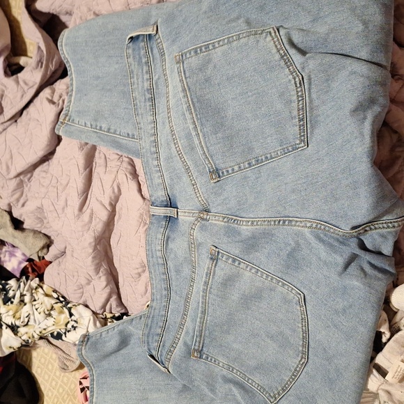 Plus size old navy straight leg jeans - Picture 2 of 2